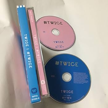 Amazon.co.jp: TWICE CD 2個セット JAPAN DEBUT BEST ALBUM